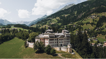 mice-experiences-ratschings-schloss-wolfsthurn-landesmuseum-fuer-jagd-und-fischerei